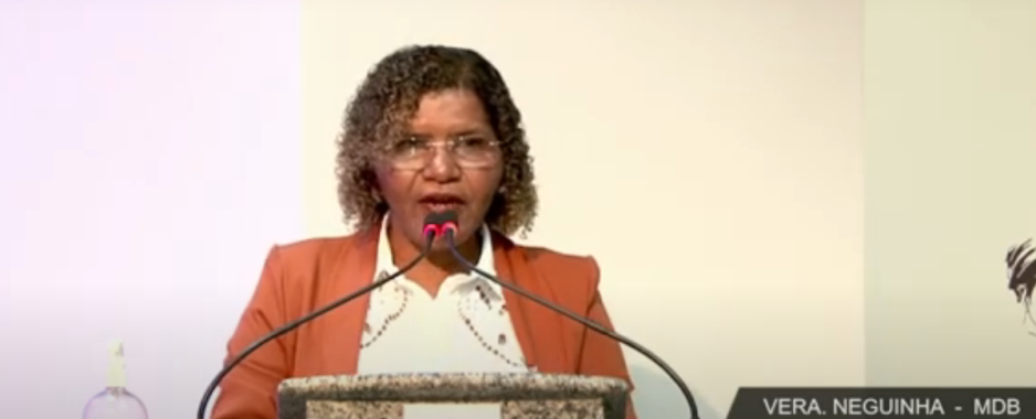 Ex-vereadora Neguinha da Santa Casa celebra Dia Nacional da Manga Ex-vereadora Neguinha da Santa Casa celebra Dia Nacional da Manga