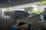 Desordem! Espaço da Feira Livre do Alto da Maravilha é transformado em estacionamento de veículos