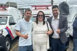 Clésio Carvalho acompanha prefeita Suzana Ramos na solenidade de entrega de ambulância pelo governador Jerônimo Rodrigues