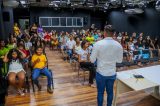 Prefeitura de Juazeiro entrega certificados para alunos de curso de Alfabetização e Letramento Digital 