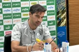 Abel Ferreira analisa derrota do Palmeiras e lamenta: “Poderíamos ter tirado o Flamengo da luta”