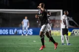 Vasco aproveita atuação pobre do Botafogo, vence clássico e deixa o Z4