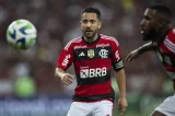 Flamengo aposta em perfil agregador para renovar com Everton Ribeiro