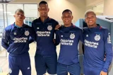 Quatro jogadores do Bahia deixam Manchester neste domingo; entenda