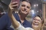 Bolsonaro posa com apoiadora “gêmea” de Janja e viraliza