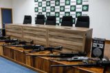 2 cabos são presos por furto de 21 armas em SP