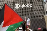 Árabes e Judeus pela Paz protestam em frente à Globo contra cobertura pró-Israel