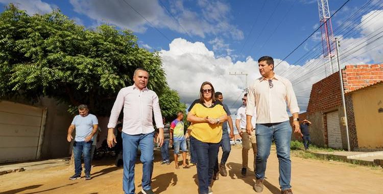 Gildásio Barão anuncia pavimentação de 20 Ruas em Maniçoba