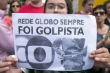 O governo Lula é quem paga a Globo, mas é a oposição quem aparece: Tarcísio ganha três páginas no jornalão carioca O governo Lula é quem paga a Globo, mas é a oposição quem aparece: Tarcísio ganha três páginas no jornalão carioca
