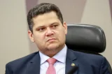 Alcolumbre diz que, se Lula não sancionar, vai promulgar aumento de deputados