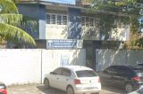 Policial penal que atirou e matou professor de dança se apresenta em delegacia; arma é apreendida