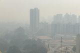 Incêndios em SP deixam céu de Brasília coberto por fumaça