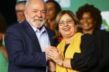 Ministra constrange Lula   