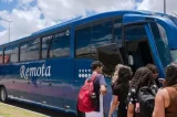 Após polêmica, prefeitura de Camaçari retoma transporte universitário