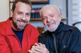 Lula estuda entregar ministério ‘caseiro’ para Boulos