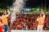 Senhor do Bonfim se encanta com a chegada do Papai Noel brilhando a abertura do Natal Iluminado 2024