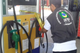 Postos em São Sebastião do Passé e Alagoinhas são interditados por venderem gasolina adulterada