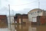 Muita chuva em Sobradinho; água invade casas e equipamentos públicos; vídeos