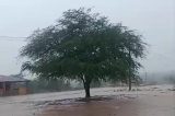 Inmet emite alerta de tempestade para 25 cidades na Bahia; ventos chegam a 100 km/h