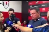 Repórter da Globo abandona coletiva após resposta machista do presidente do Atlético-GO (vídeo)