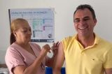 Vice-prefeito de Uauá toma vacina de reforço contra covid-19; vídeo