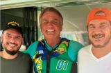 Presidente de partido da base de Lula encontra Bolsonaro e posta foto