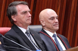Moraes aponta Bolsonaro como líder de trama golpista em julgamento