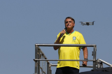 Bolsonaro volta a Copacabana, tenta focar anistia e deixa protestos contra Lula em 2º plano Bolsonaro volta a Copacabana, tenta focar anistia e deixa protestos contra Lula em 2º plano