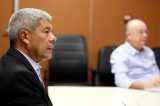 Jerônimo Rodrigues pede desculpas após sugerir que bolsonaristas fossem levados para “vala”
