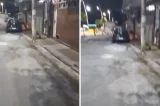 Mulher flagra trisal fazendo sexo em praça pública de Salvador