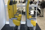 Assentos de avião para viajar ‘em pé’ podem virar realidade logo