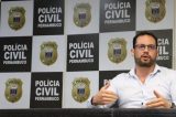 Delegado é indiciado por lesão corporal gravíssima por tiro em ambulante