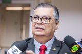 Decisão de Dino sobre penduricalhos