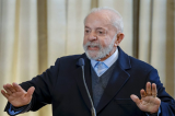 Lula é recebido com vaias na Marcha dos Prefeitos Lula é recebido com vaias na Marcha dos Prefeitos
