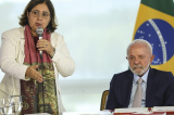 Ministra das Mulheres se reúne com Lula e deixa Planalto sem falar; demissão é dada como certa