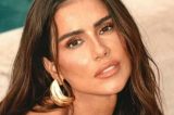 Deborah Secco ostenta ‘bumbum perfeito’ em vídeo de biquíni fio-dental e leva web ao delírio: “gostosa”