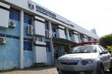 Dois carros foram furtados dentro do DHPP