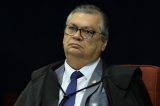 Aqui não