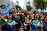 Evangélicos crescem e representam mais de um quarto da população