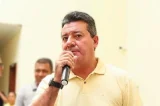 Prefeito é obrigado a comprar tinta e pintar prédios públicos