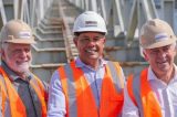 Jerônimo visita obras do VLT e destaca avanços na mobilidade baiana