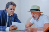 Lula instrui aliados a se contrapor a centrão após base frustrar governo Lula instrui aliados a se contrapor a centrão após base frustrar governo