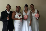 Amor que une: mãe e filha lésbica sobem ao ‘altar’ no mesmo dia
