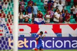 Lucho desencanta de vez, Bahia vence Retrô e abre vantagem para a volta