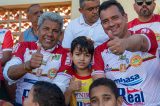 Andrei, Mitu e Jerônimo tentam acabar com o atraso de 50 anos na cidade