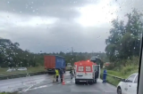 Batida entre caminhão ‘cegonha’ e carro deixa dois mortos em Conceição do Jacuípe