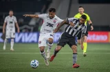 Vitória segura empate contra o Botafogo e alcança maior seca de gols do século