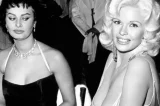A história por trás de um dos olhares mais fulminantes e famosos de Hollywood