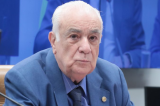 Deputado do PL ameaçado de expulsão por defender Moraes se reúne com Lula
