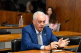 Postura louvável de Otto